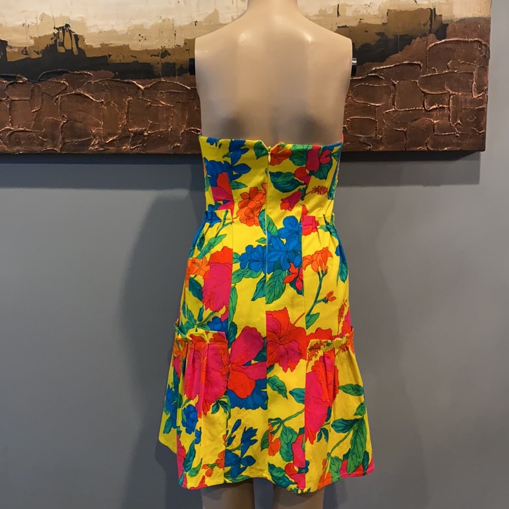 Beautiful and vivid Nanette Lepore dress used once - Picture 9 of 17